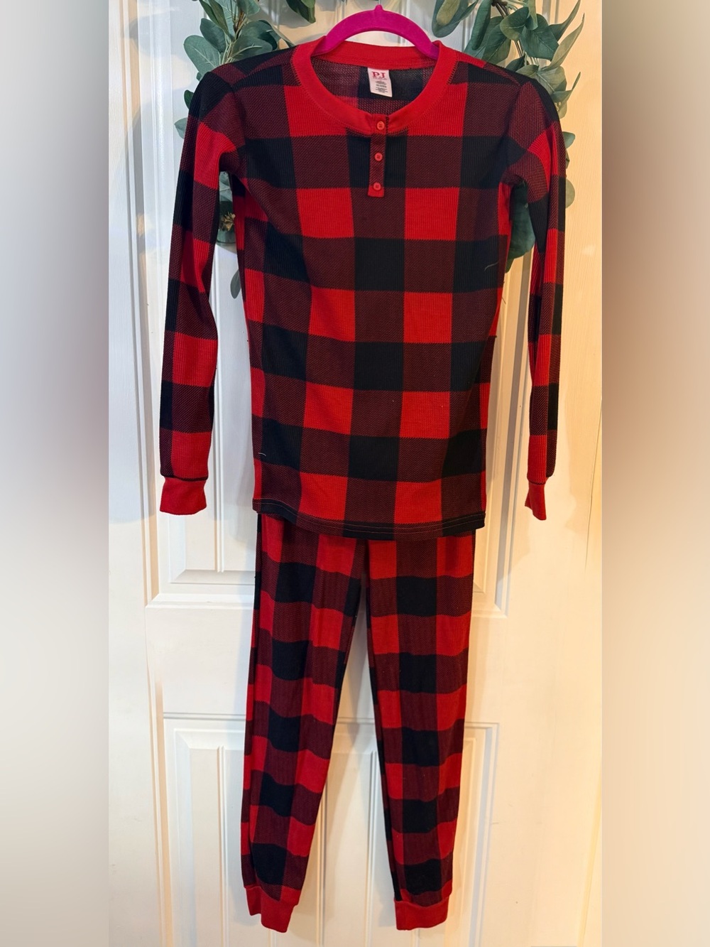 💫4/$25 • PJ Place Buffalo Plaid Waffle Weave 2 Piece Set